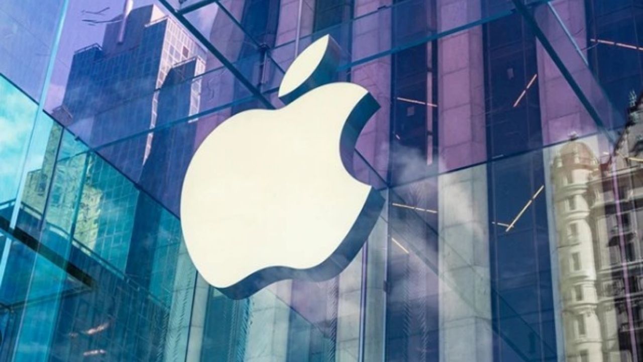 Apple’dan Katlanabilir iPhone Hamlesi: iPhone Fold’un Alışılmışın Dışında Tasarımı Ortaya Çıktı