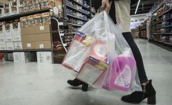 Marketlerden Tartışma Yaratacak Talep: Poşet Ücreti 2,5 Liraya Çıkabilir mi?