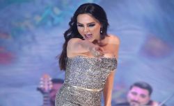 Boşanma sonrası imaj yenilendi: Ebru Gündeş’in mini şortlu paylaşımı gündem oldu