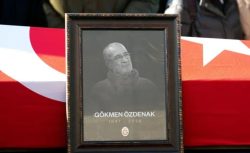 Gökmen Özdenak Son Yolculuğuna Uğurlandı: Galatasaray’da Duygusal Veda